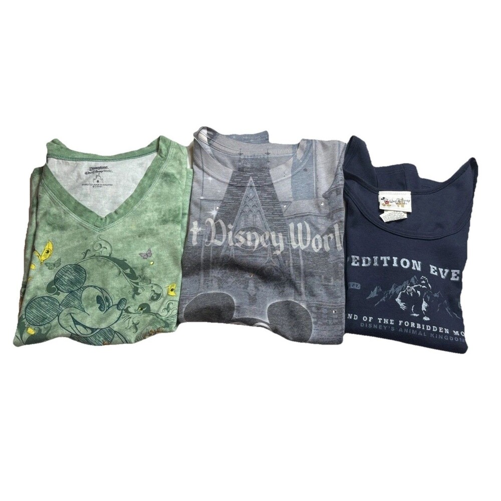 Disney Shirt Lot 3 Womens Medium Mickey Mouse Disney World Animal Kingdom Tees